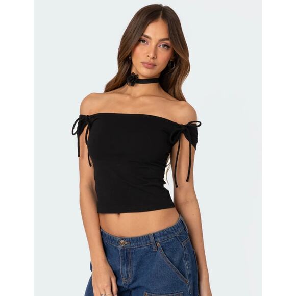 Edikted Jess Off Shoulder Tie Sleeve Crop Top Black - Picture 1 of 7